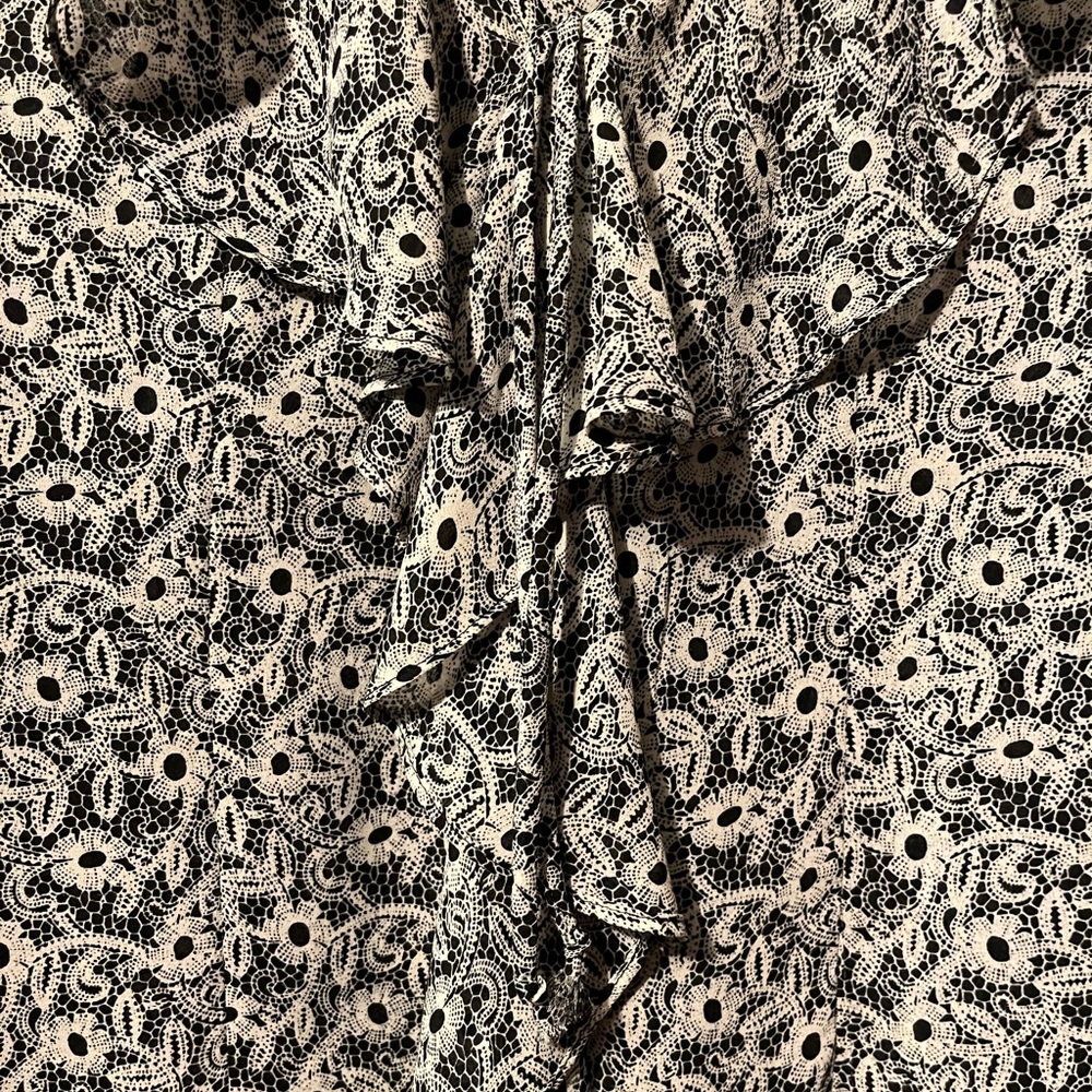 Blouse - Picture 2 of 2